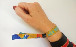 Illustriertes Festivalbändchen (Cultural Branding)